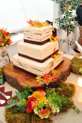 I am also in love with this birch tree cake for a fallthemed wedding
